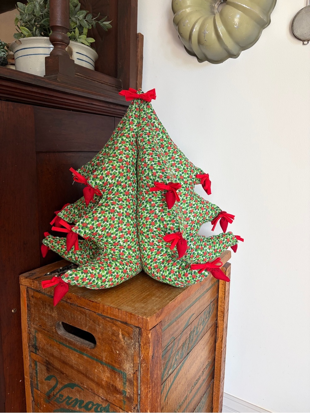 Vintage Holiday Fabric Tree - Green with Red Bows